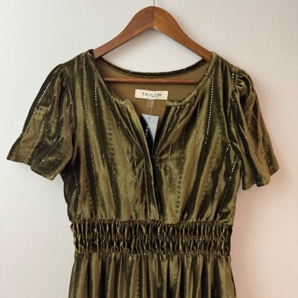Taylor The Somerset Maxi Dress Velvet Edition Tiered Green Olives size M NWT - Picture 6 of 12